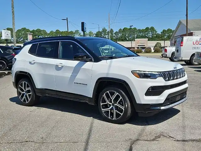 2025 Jeep Compass Limited 4X4's photo