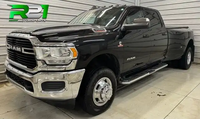 2020 RAM 3500 Big Horn 4X4 Crew Cab LWB's photo