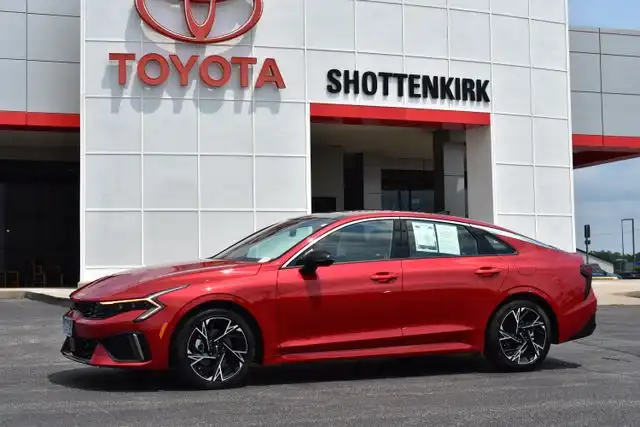 2025 Kia Optima GT-Line AWD's photo