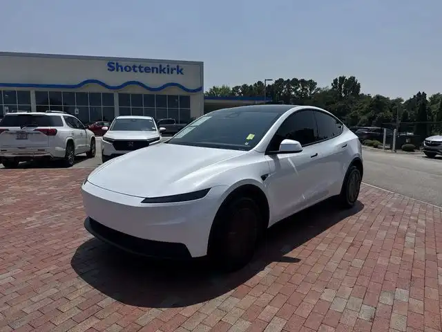 2026 Tesla Model Y Standard Rear Wheel Drive's photo