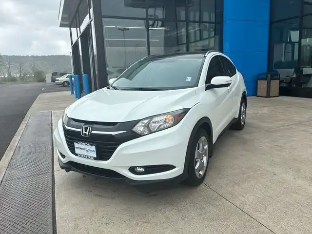 2017 Honda HR-V EX-L Navi AWD's photo