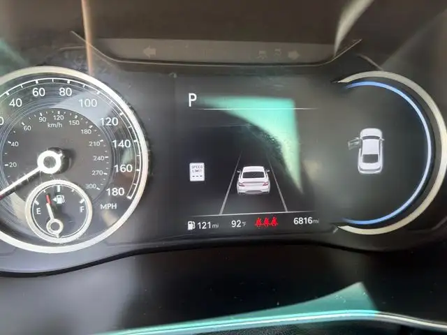 2026 Genesis G70 2.5T Standard AWD's photo