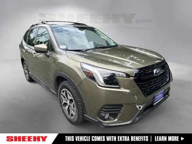 2023 Subaru Forester Premium's photo