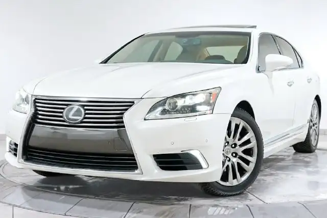 2016 Lexus LS 500 460's photo