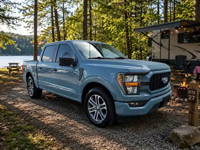 2023 Ford F-150 XL SuperCrew 5-1/2 Box's photo