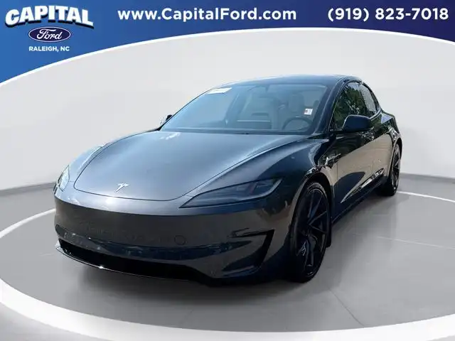 2025 Tesla Model 3 Performance's photo