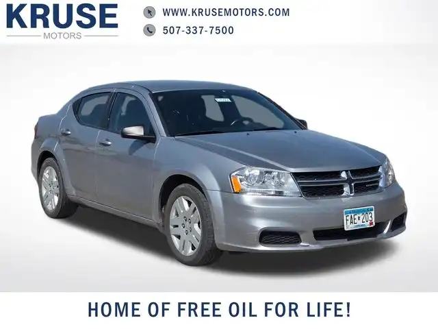 2013 Dodge Avenger SE's photo
