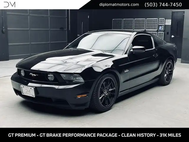 2012 Ford Mustang Premium GT's photo