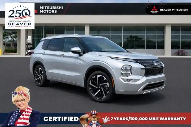 2025 Mitsubishi Outlander Plug-in Hybrid SEL S-AWC's photo