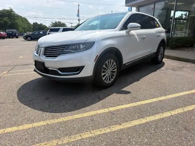 2016 Lincoln MKX Select AWD's photo
