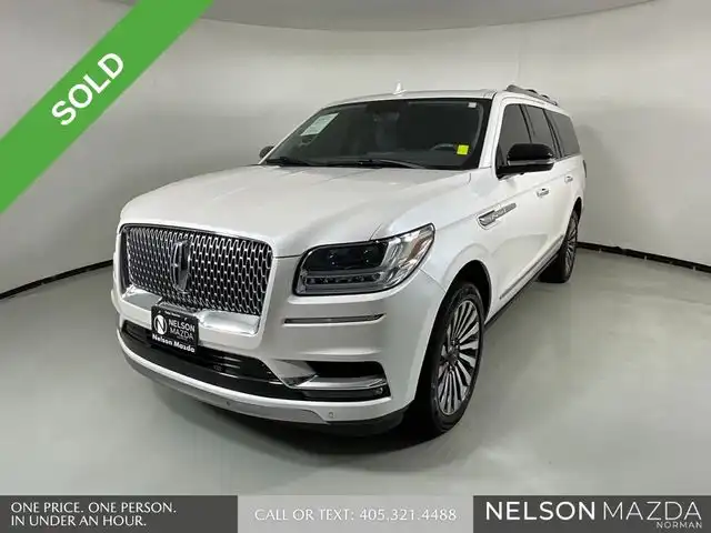 2019 Lincoln Navigator Select L's photo
