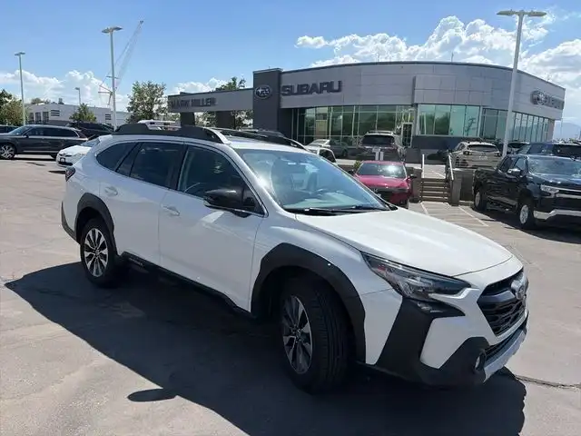 2024 Subaru Outback Limited's photo