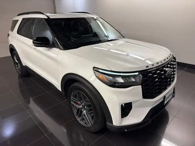 2025 Ford Explorer ST 4WD (PL535)'s photo