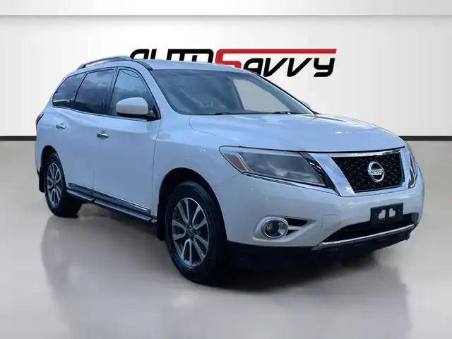 2014 Nissan Pathfinder SL 4WD's photo