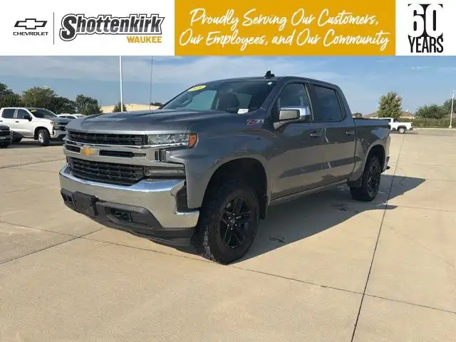 2020 Chevrolet Silverado 1500 LT 4WD Crew Cab Short Box's photo