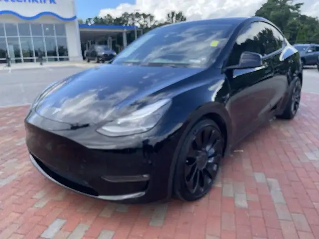 2021 Tesla Model Y Performance Dual Motor All-Wheel Drive's photo