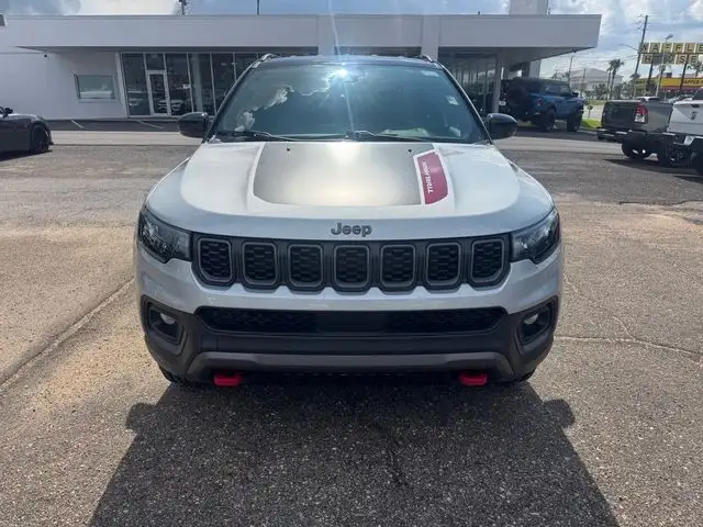 2025 Jeep Compass Trailhawk 4X4's photo
