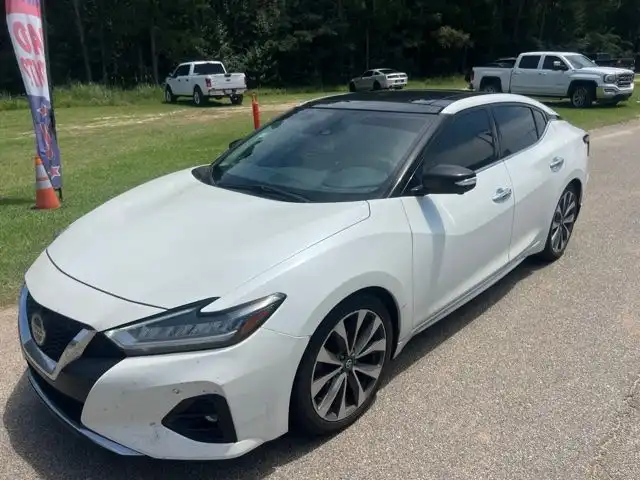 2019 Nissan Maxima Platinum's photo