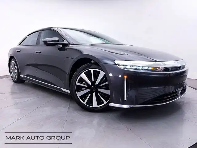 2024 Lucid Air Touring's photo
