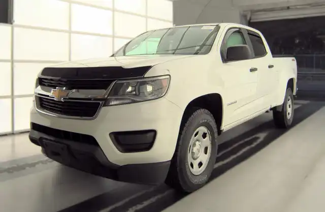 2020 Chevrolet Colorado Work Truck 4WD Crew Cab Long Box's photo