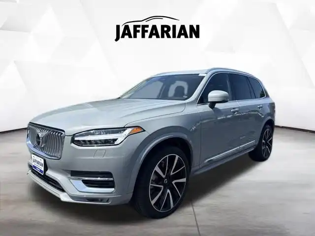 2024 Volvo XC90 B6 Plus 6-Seater Bright theme 4WD's photo