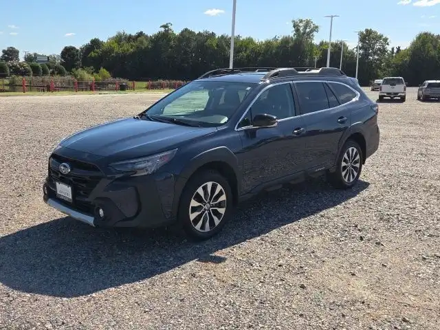 2024 Subaru Outback Limited's photo