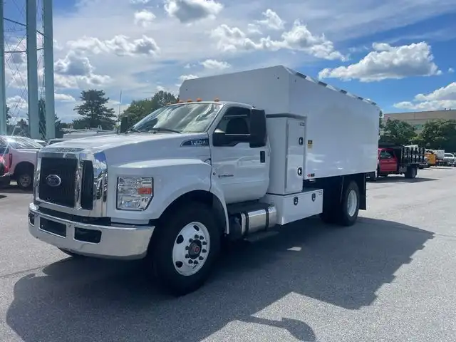 2027 Ford F-750 Diesel's photo