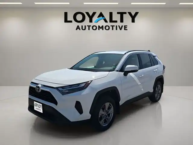 2025 Toyota RAV4 XLE AWD's photo