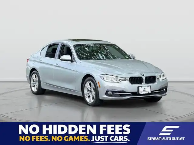 2018 BMW 3 Series 330i xDrive Sedan's photo