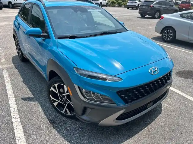 2022 Hyundai Kona Limited DCT's photo