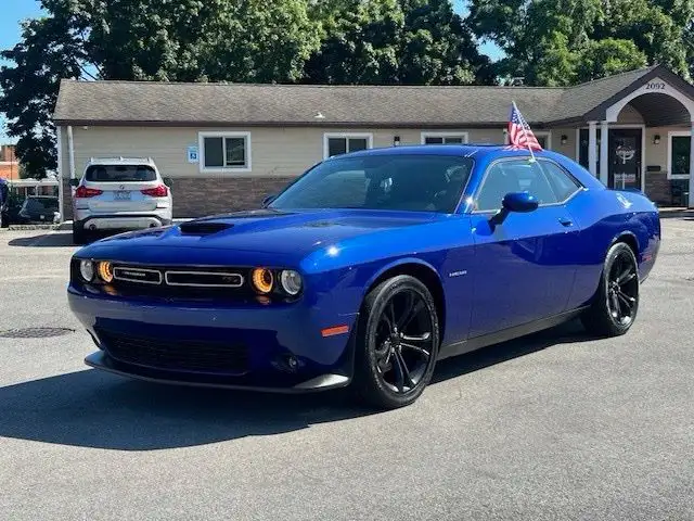 2022 Dodge Challenger R/T's photo