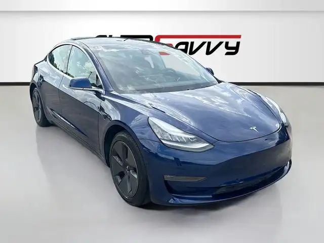 2019 Tesla Model 3 Standard Range Plus's photo