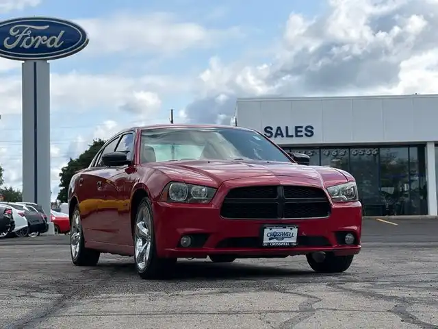 2011 Dodge Charger R/T's photo