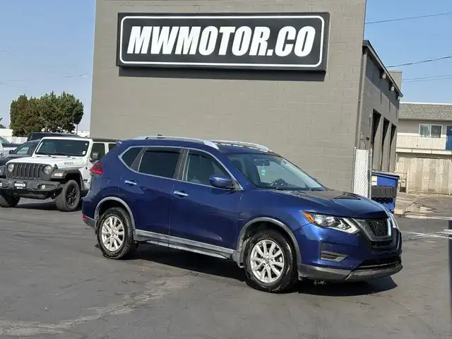 2017 Nissan Rogue SV AWD's photo