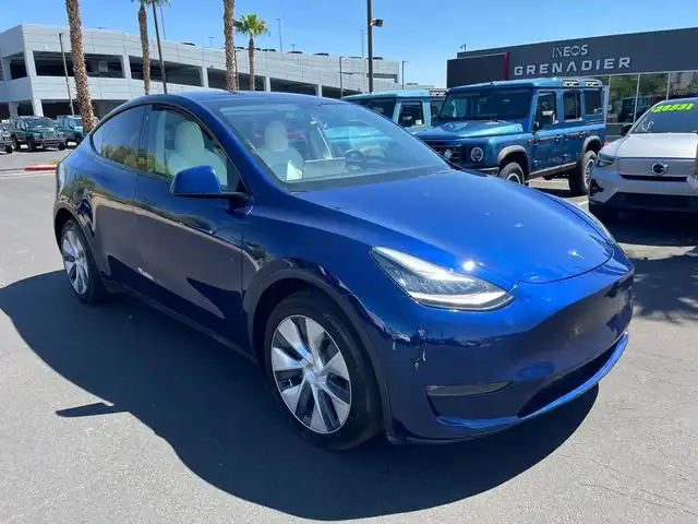 2023 Tesla Model Y Long Range Dual Motor All-Wheel Drive's photo