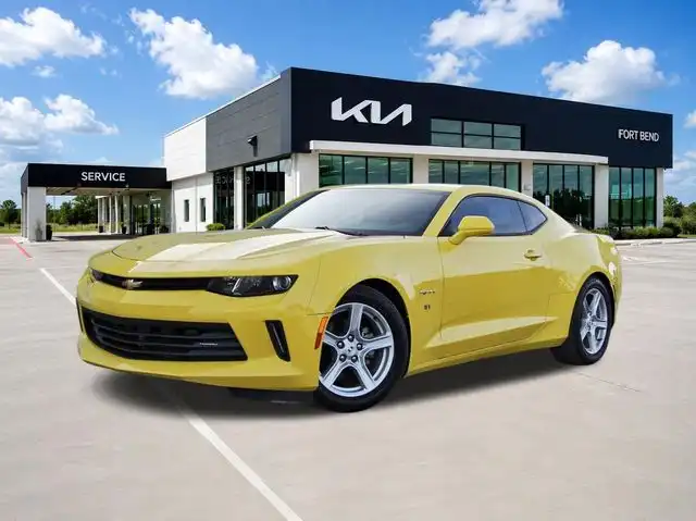 2017 Chevrolet Camaro 2.0 1LT Automatic's photo