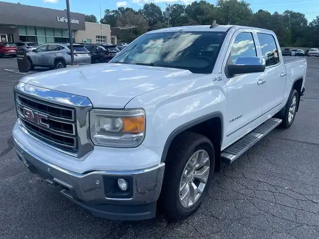 2015 GMC Sierra SLT 4WD Crew Cab SWB's photo