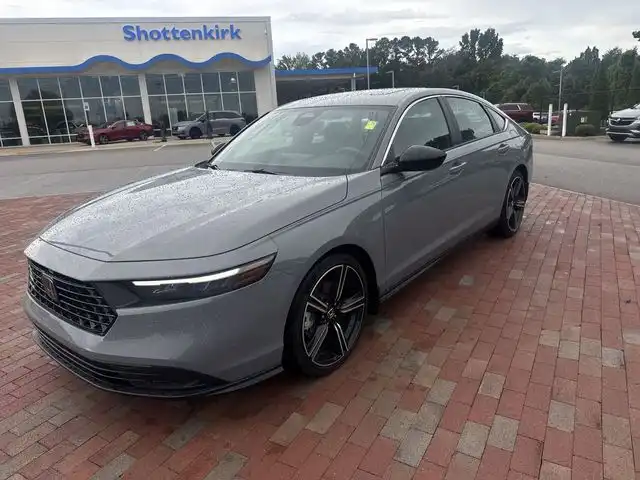 2025 Honda Accord Hybrid Sport's photo