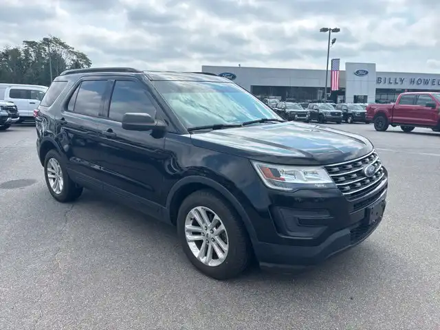 2017 Ford Explorer Base FWD's photo