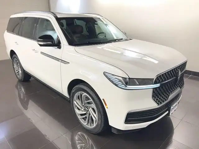 2026 Lincoln Navigator Reserve 4WD's photo