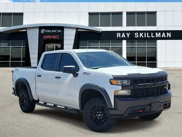 2021 Chevrolet Silverado 1500 Custom Trail Boss 4X4 Crew Cab Short Box's photo