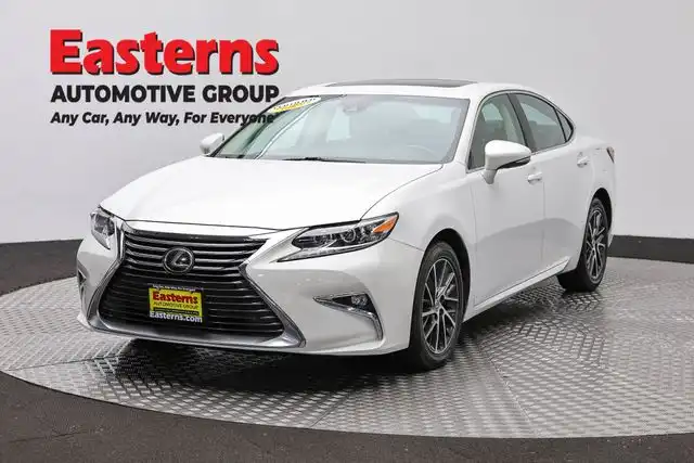 2017 Lexus ES 350 350's photo