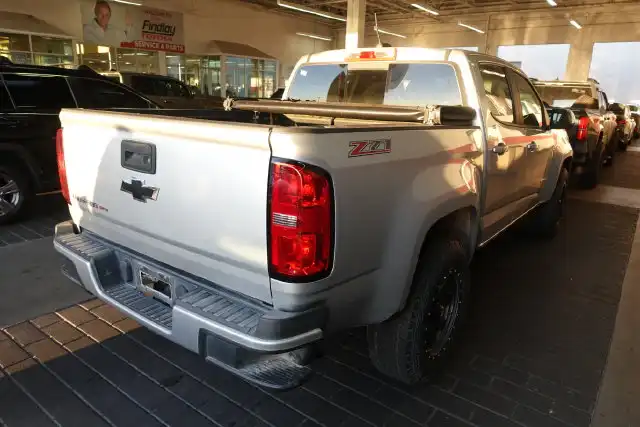 2017 Chevrolet Colorado Z71 2WD Crew Cab Short Box's photo