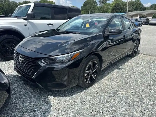 2025 Nissan Sentra SV CVT's photo
