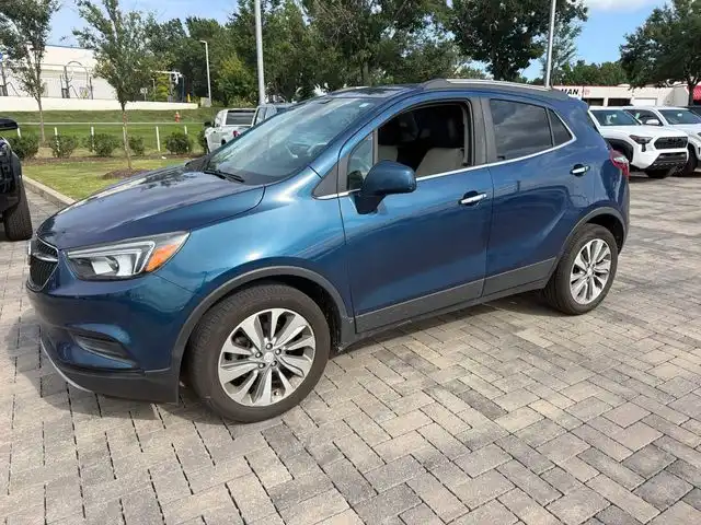 2020 Buick Encore Preferred's photo