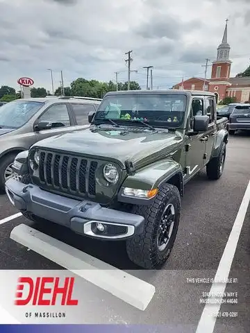 2022 Jeep Gladiator Sport S's photo