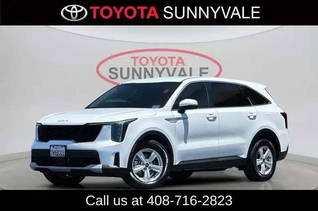 2026 Kia Sorento LX AT's photo