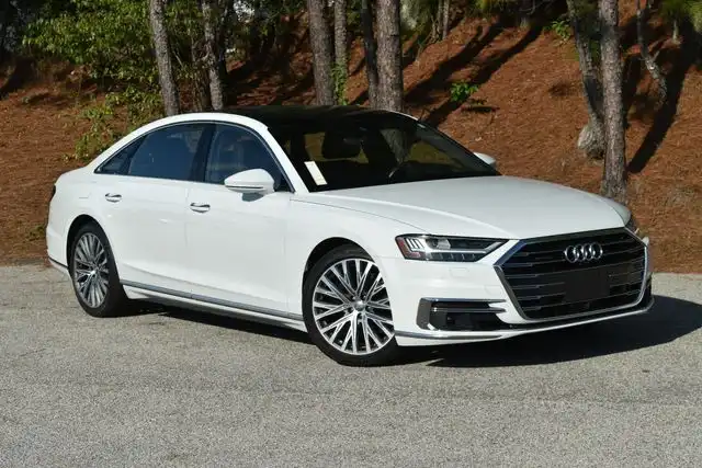 2019 Audi A8 55 TFSI L quattro Tiptronic's photo