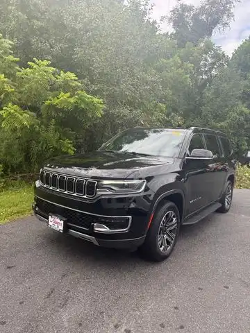 2022 Jeep Wagoneer Series III 4WD's photo