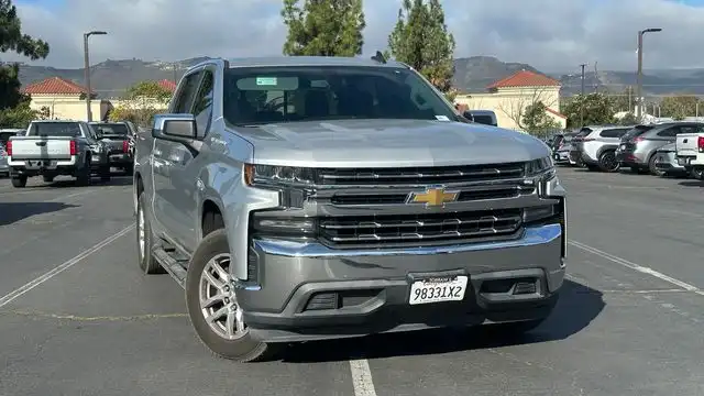 2020 Chevrolet Silverado 1500 LT Crew Cab Short Box's photo